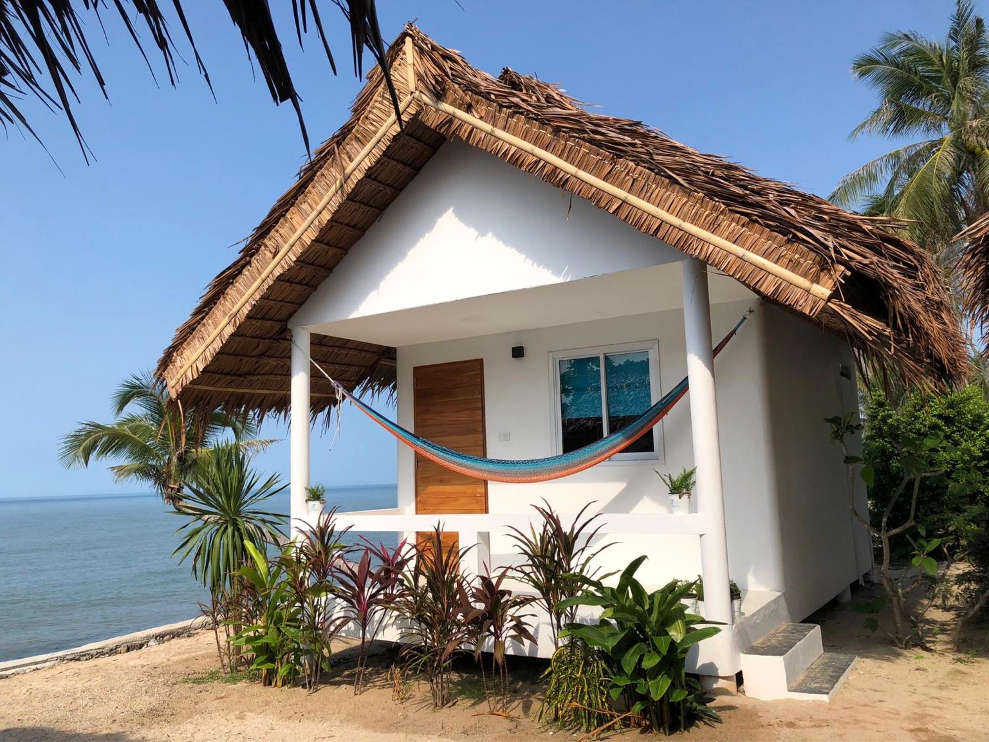 Sand Terrace Beach Bungalows Baan Tai Esterno foto